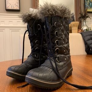 Black Quilted Sorel Winter Boots Sz 10 Tofino